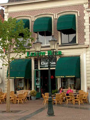 Curtis Café