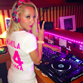 Worlds Sexiest Female DJ Djamila Celina zet zich in tegen pesten