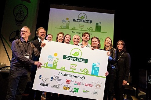 Staatssecretaris Mansveld en Nederlandse festivals gaan voor afvalvrij