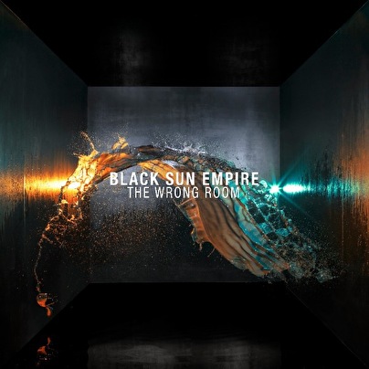 Black sun empire kondigt nieuw album The Wrong Room aan