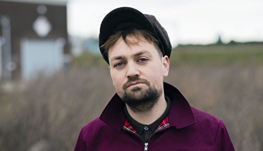 flyer Tim Knol